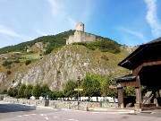 318  view to Batiaz Castle.jpg